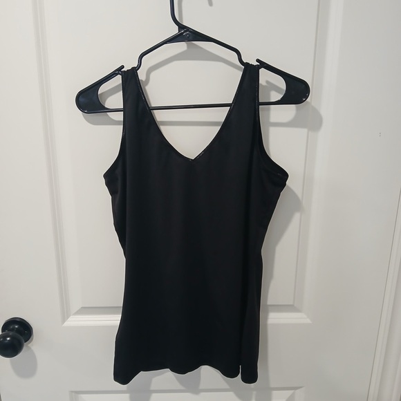 ⭐️ Ricki’s “satin feel” black tank top- size med - Picture 2 of 4